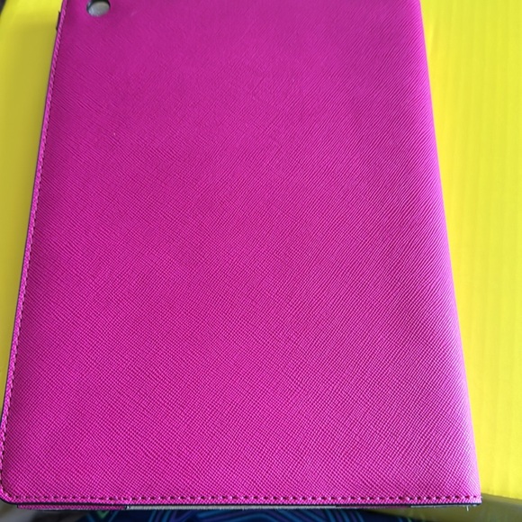 NWT Michael kors Ipad case - Picture 3 of 3
